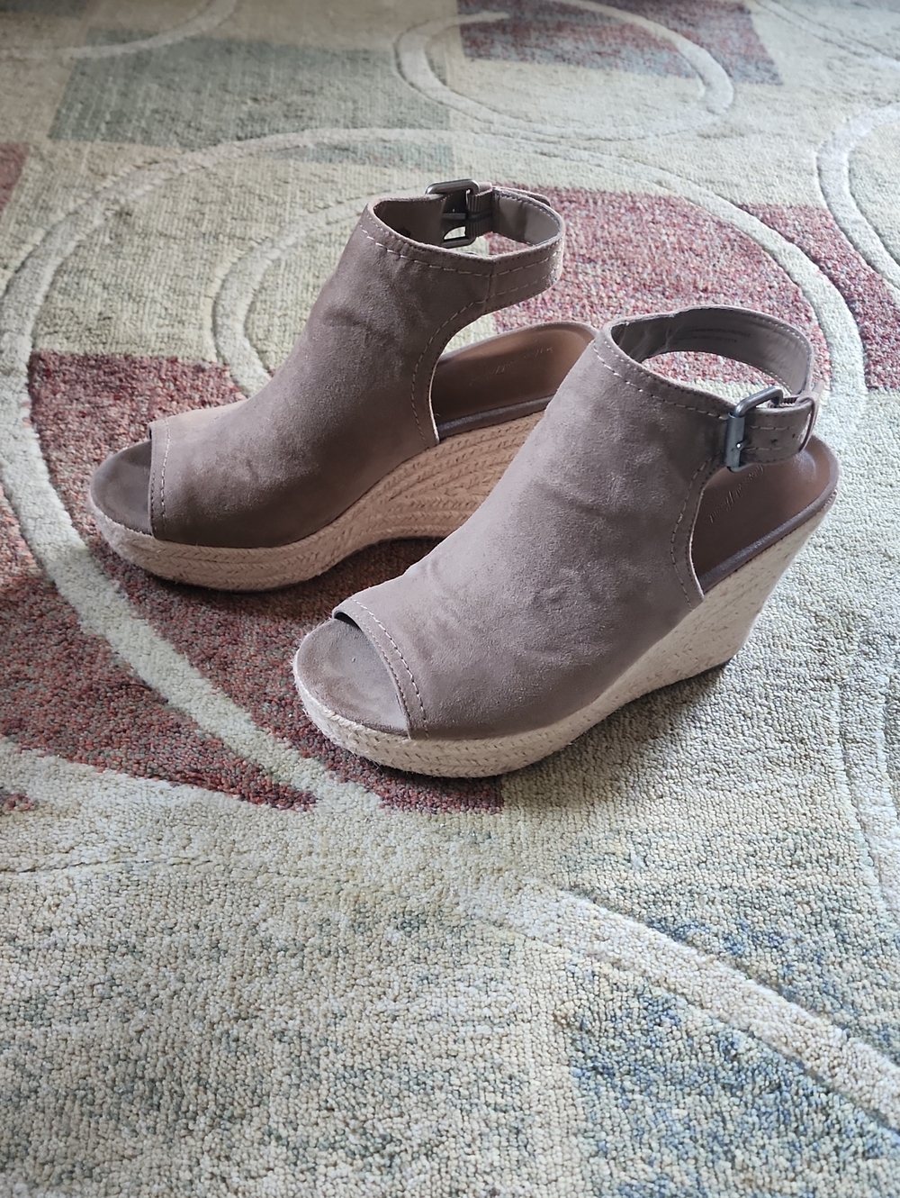 Wedge Espadrille Sandals in Taupe - Women